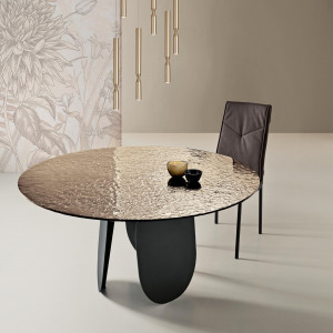 Table Maya