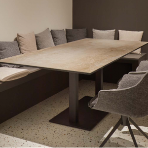 Table Dado